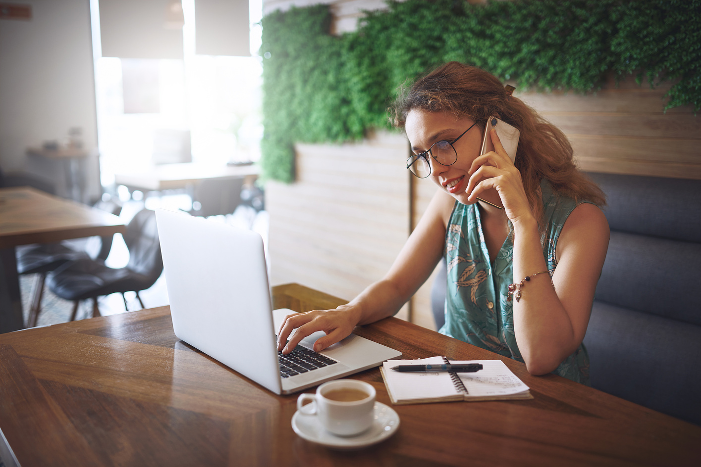 The beauty of a side hustle? You can work anywhere